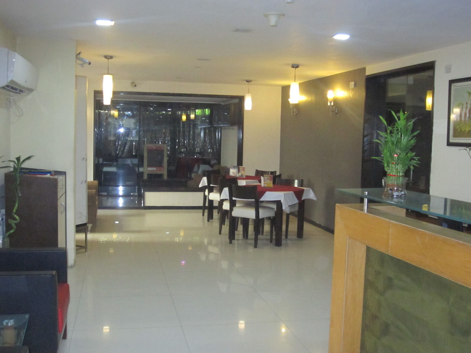 Hotel Orritel West Mumbai Exterior foto